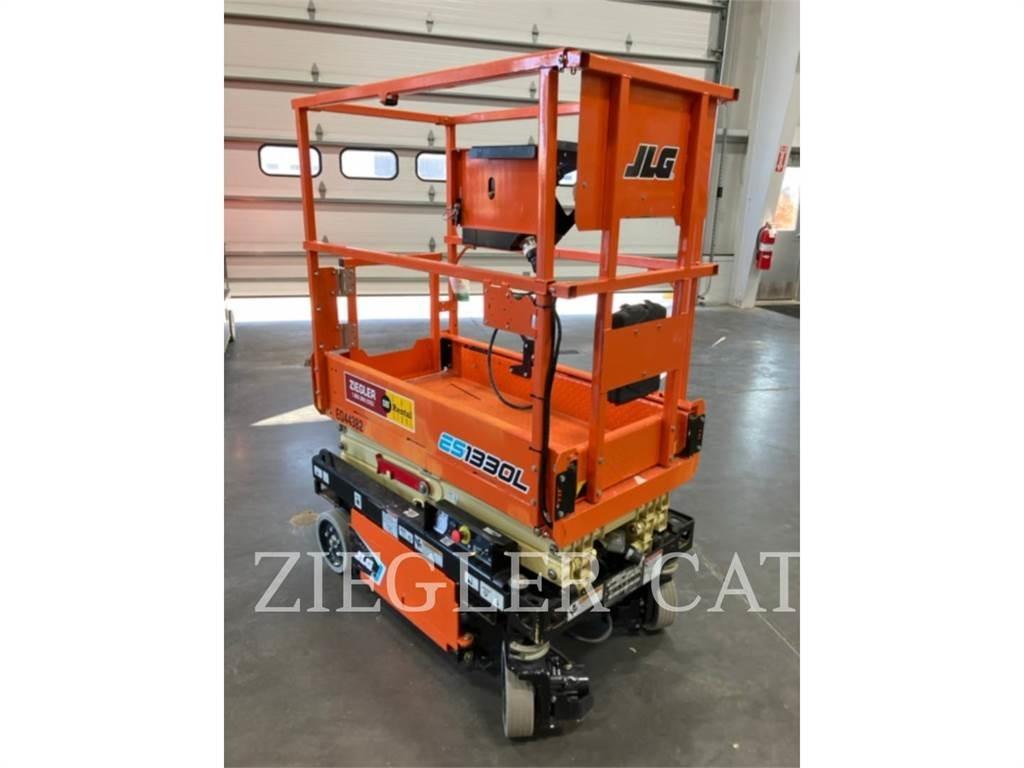 JLG ES1330L Schaarhoogwerkers