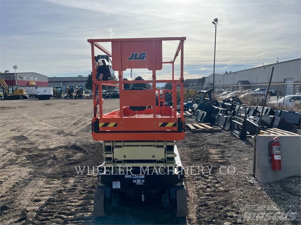 JLG ES2646 Schaarhoogwerkers