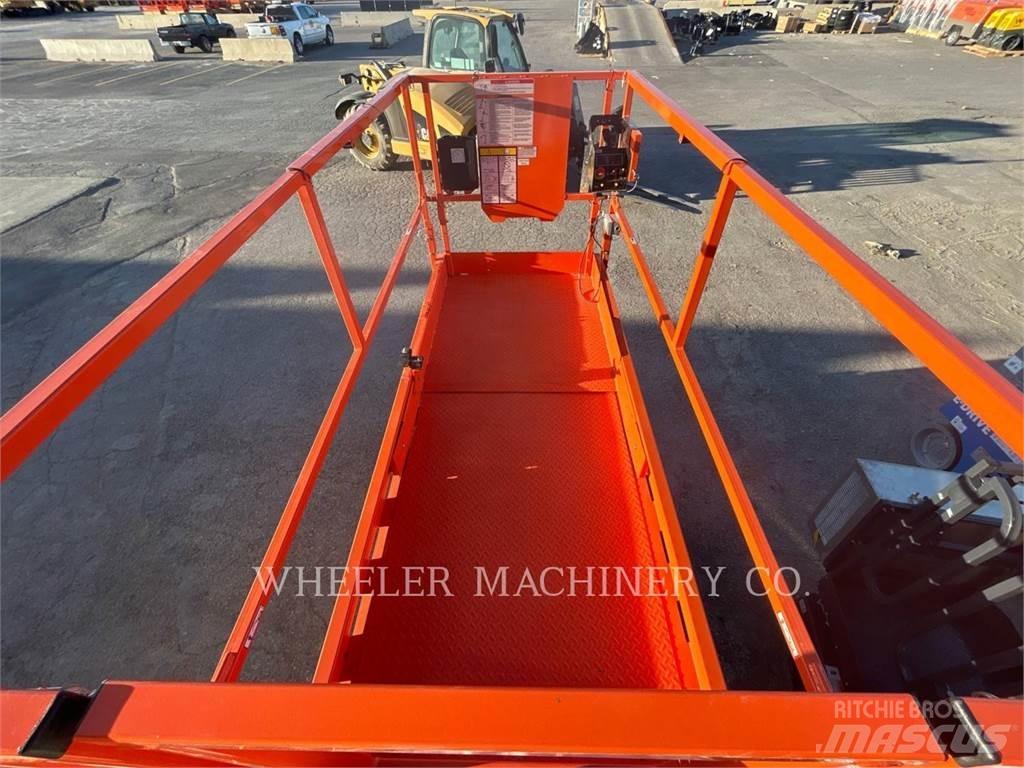JLG R4045 Schaarhoogwerkers
