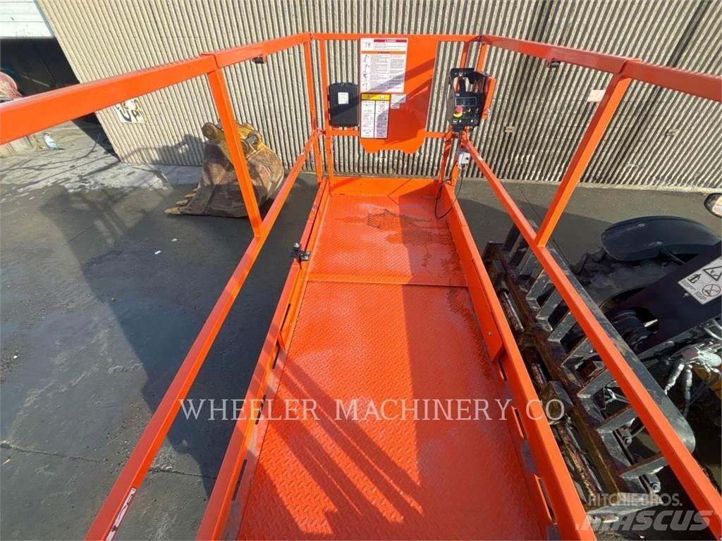 JLG R4045 Schaarhoogwerkers