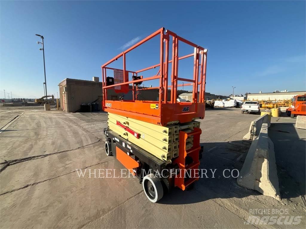 JLG R4045 Schaarhoogwerkers
