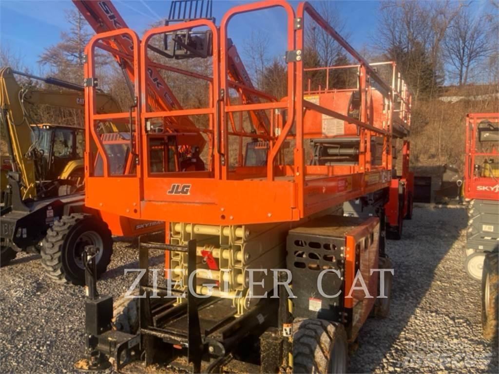 JLG RT3369 Schaarhoogwerkers