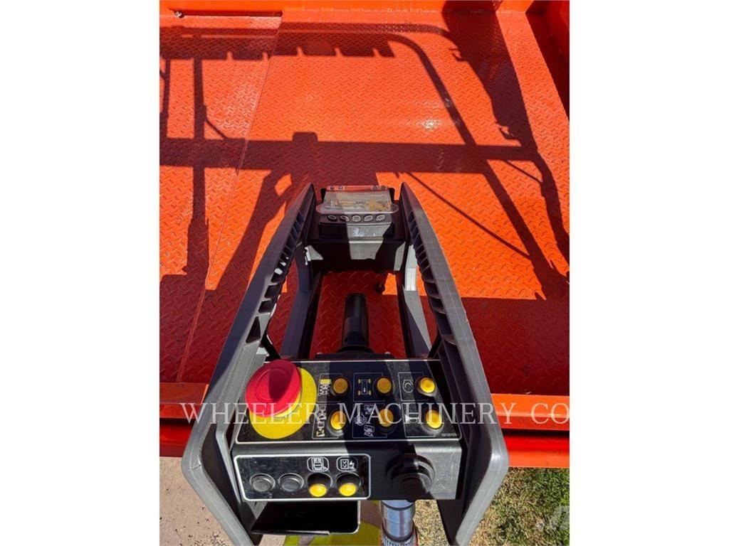 JLG RT3369 Schaarhoogwerkers