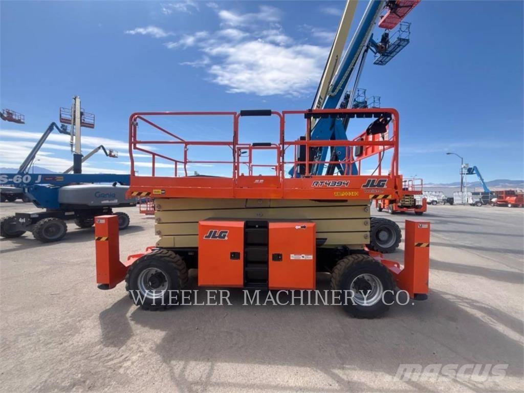 JLG RT4394 Schaarhoogwerkers