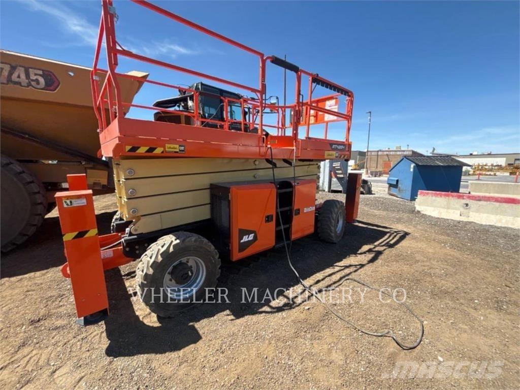 JLG RT4394 Schaarhoogwerkers