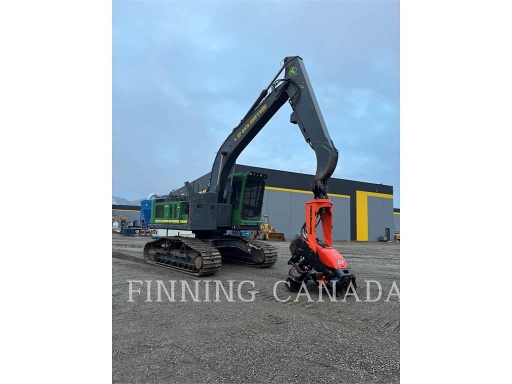 John Deere 2154G Graafmachines voor de bosbouw