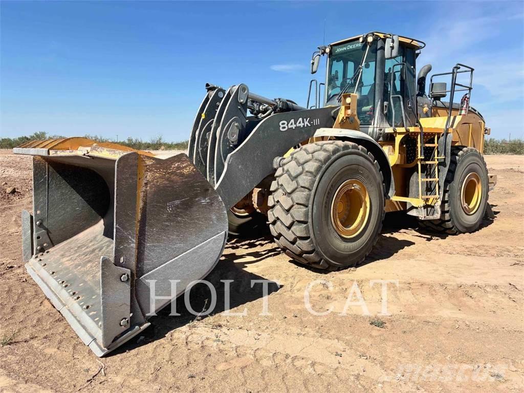 John Deere 844K III Wielladers