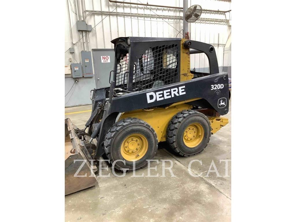 John Deere & CO. 320 D Schrankladers