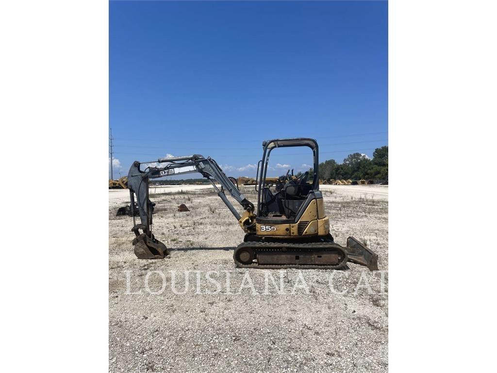 John Deere & CO. 35D Minigraafmachines < 7t