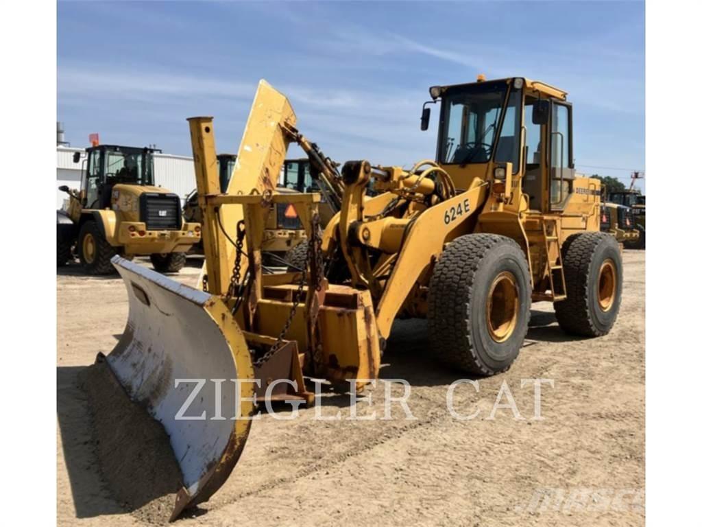 John Deere & CO. 624E Wielladers