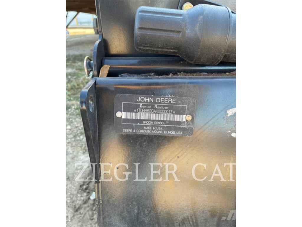 John Deere & CO. BR60C Knikarmhoogwerkers