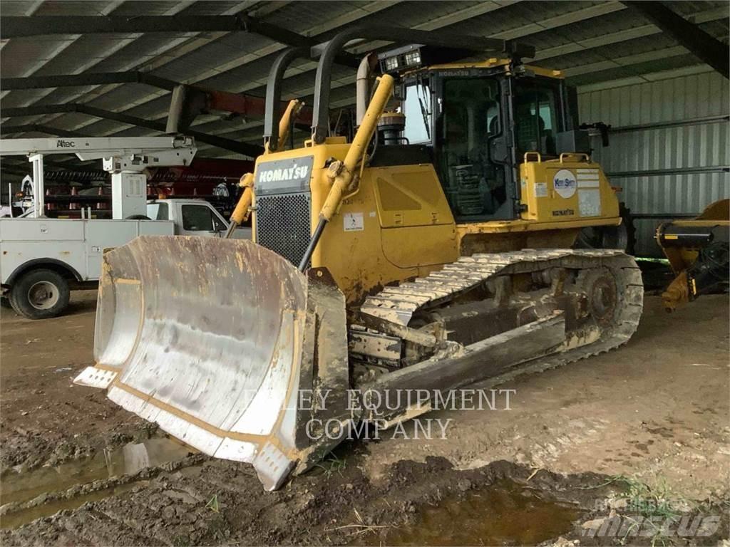 Komatsu D65EX17 Rupsdozers