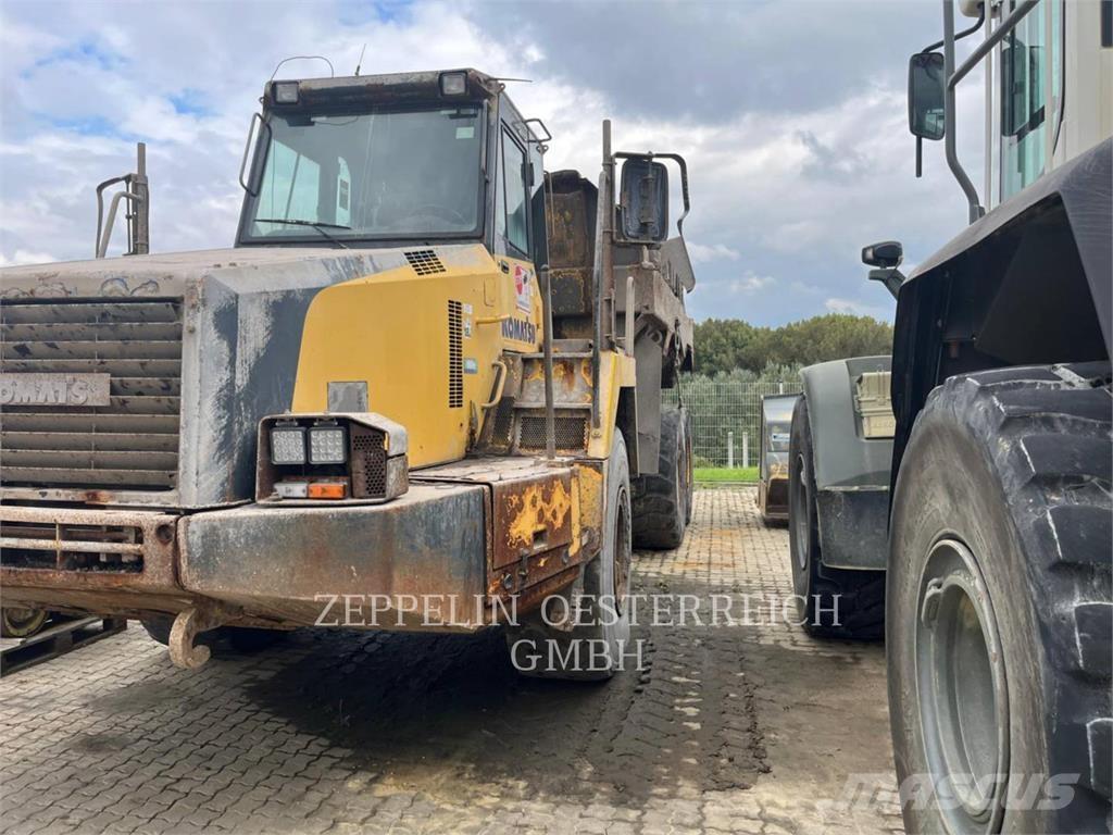Komatsu HM300-2 Knik dumptrucks