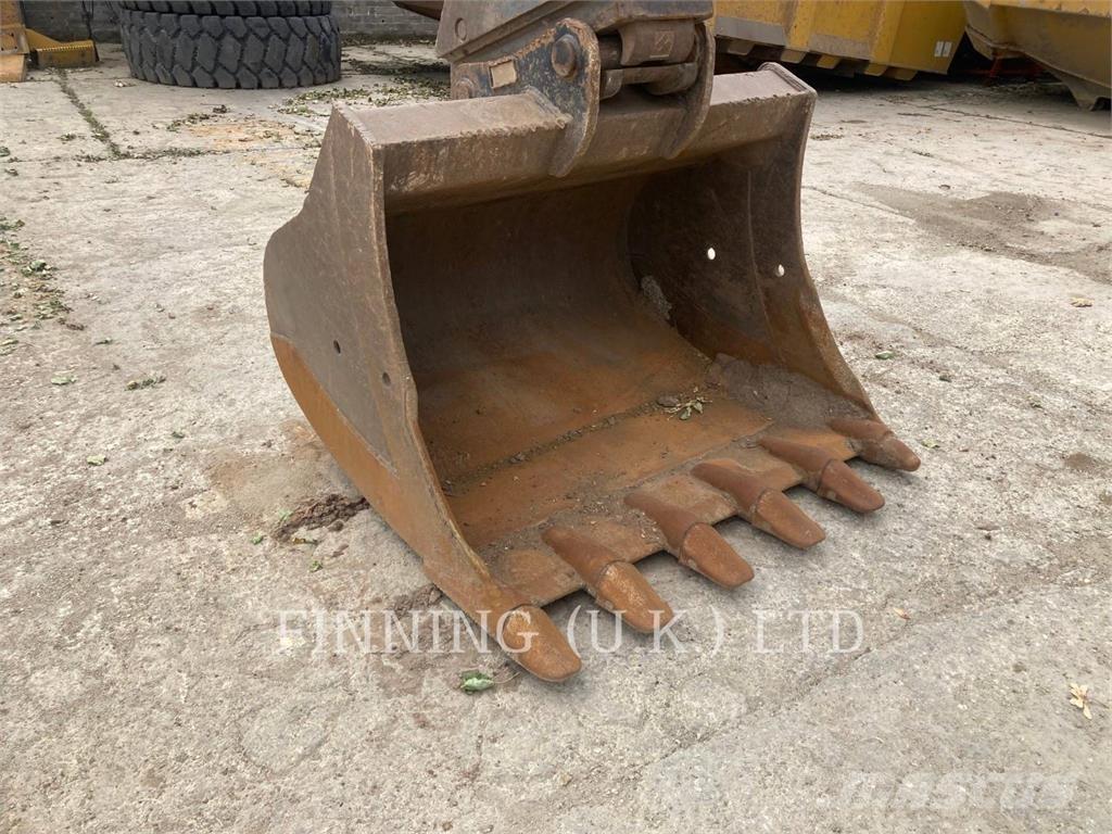 Komatsu PC210-11E0 Rupsgraafmachines