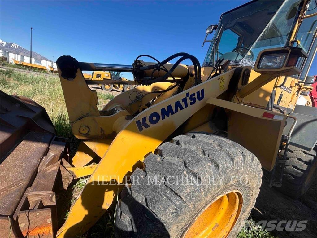 Komatsu WA250-5L Wielladers