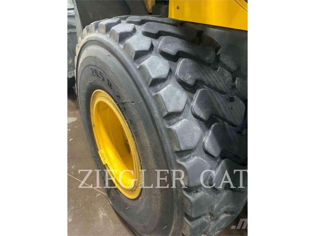Komatsu WA320 Wielladers