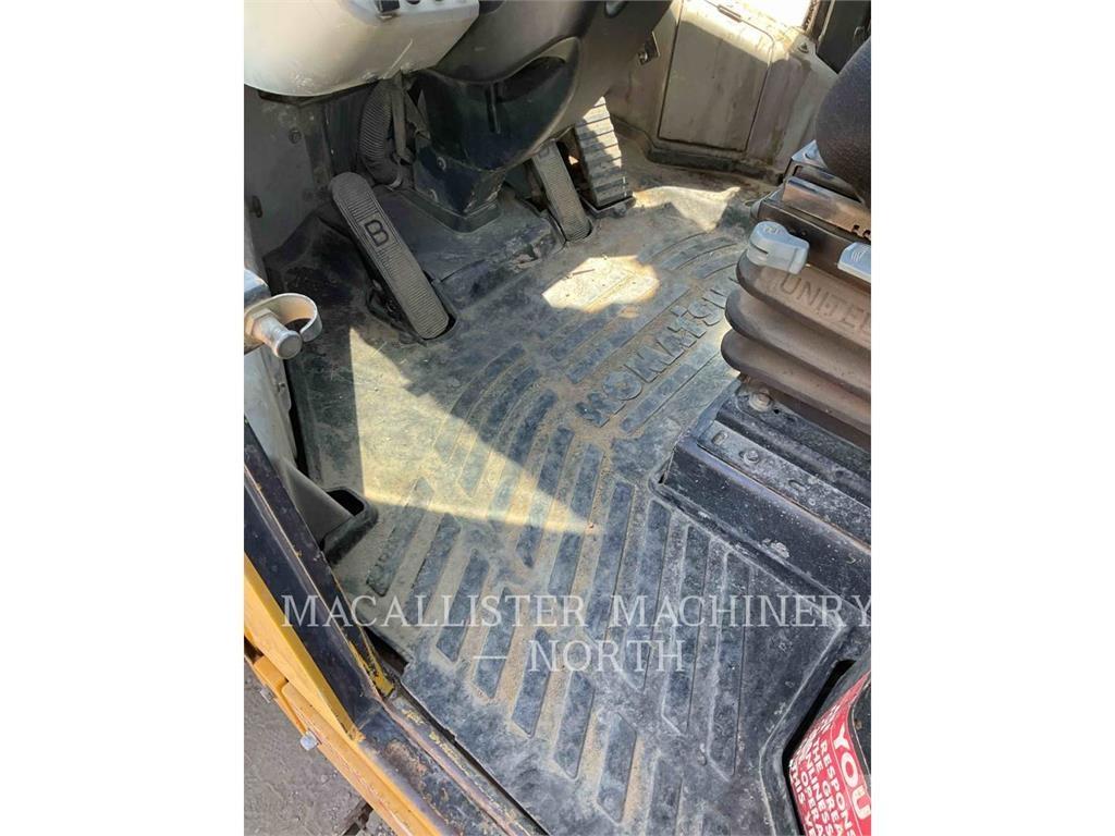 Komatsu WA320-7 Wielladers