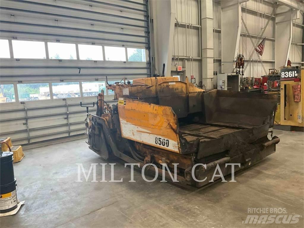 LeeBoy L8500T Asfaltafwerkmachines
