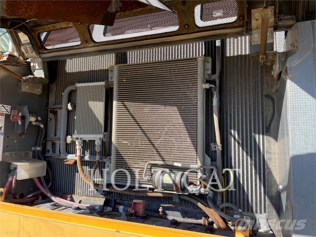 Liebherr R924LC Rupsgraafmachines