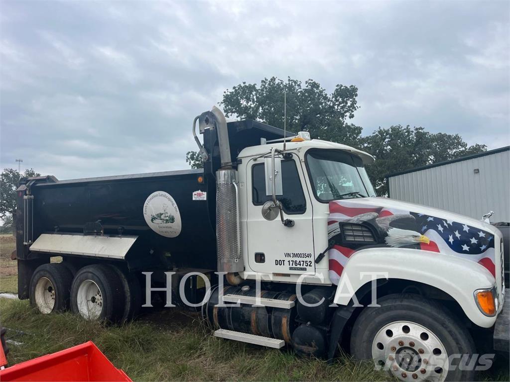 Mack GRANITE CV713 Anders