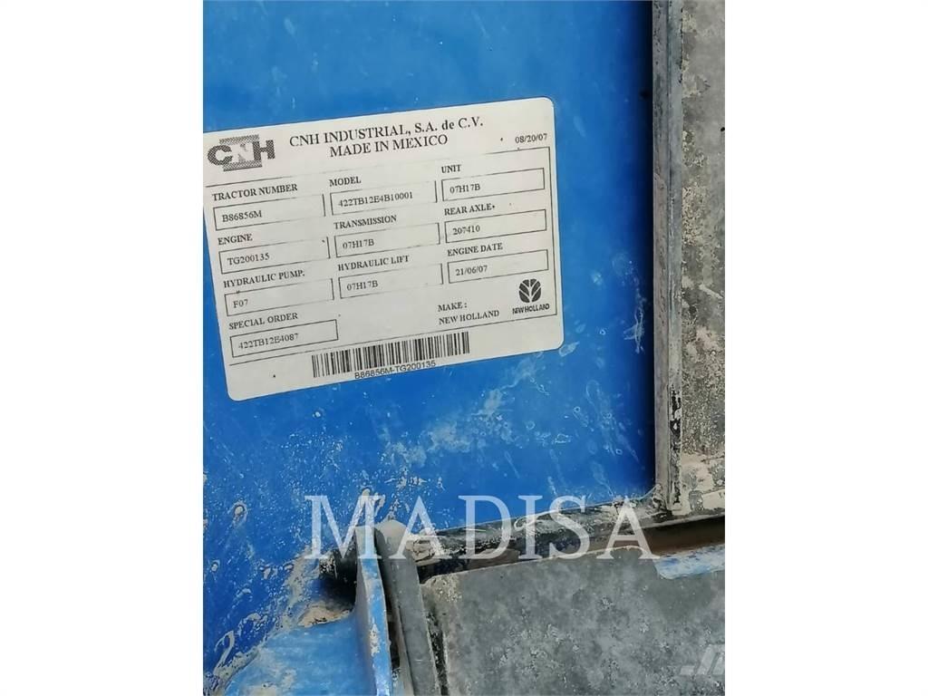 New Holland TB120 Tractoren