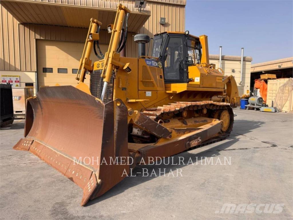 SEM MACHINERY SEM 832F Rupsdozers