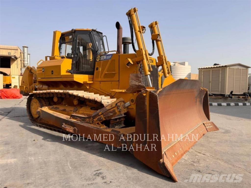 SEM MACHINERY SEM 832F Rupsdozers