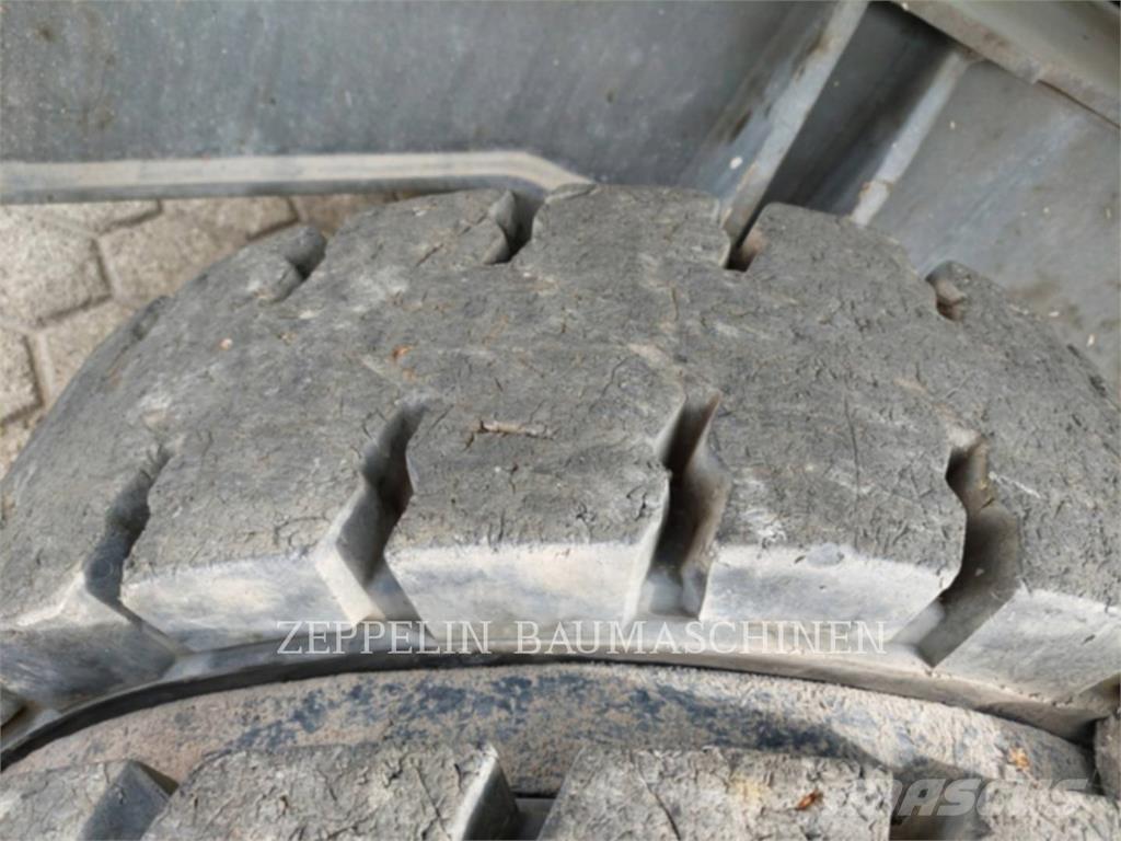 Sennebogen 818 Sloopgraafmachines