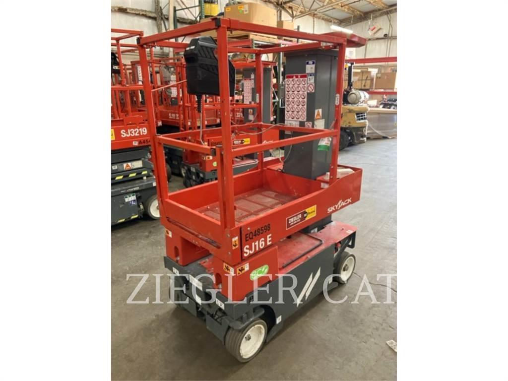 Skyjack SJ16E Schaarhoogwerkers