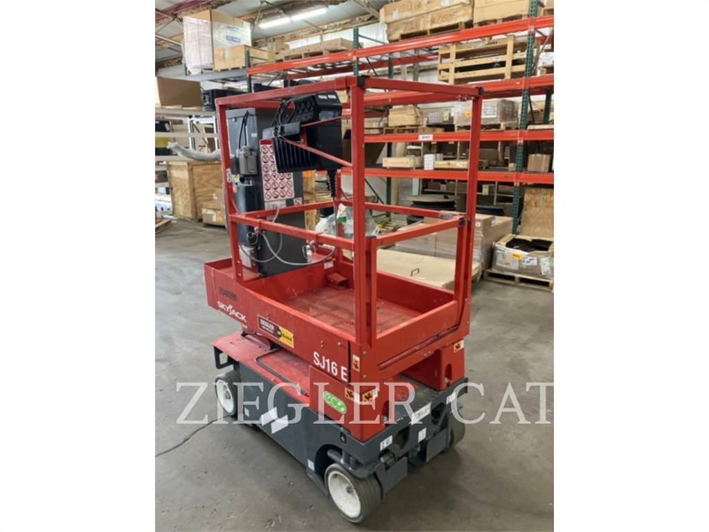 Skyjack SJ16E Schaarhoogwerkers