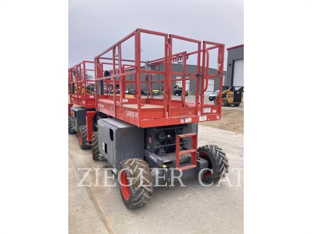 Skyjack SJ6826RT Schaarhoogwerkers