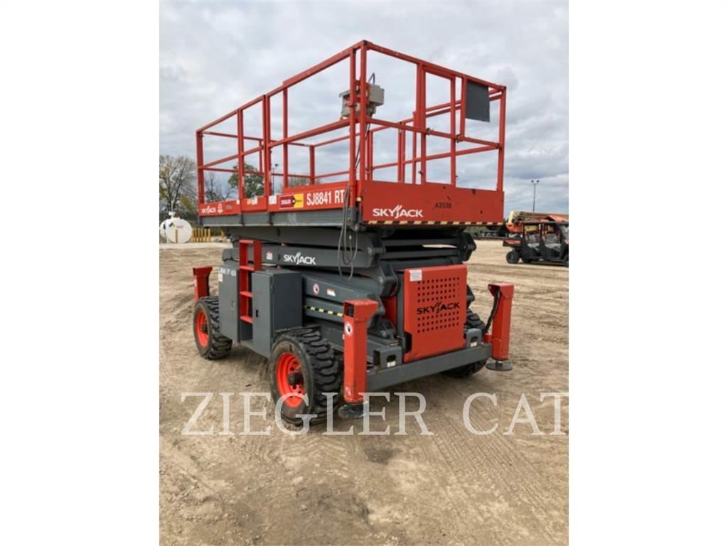 Skyjack SJ8841 Schaarhoogwerkers