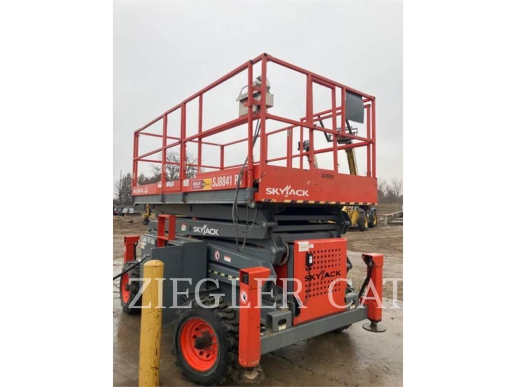 Skyjack SJ8841 Schaarhoogwerkers