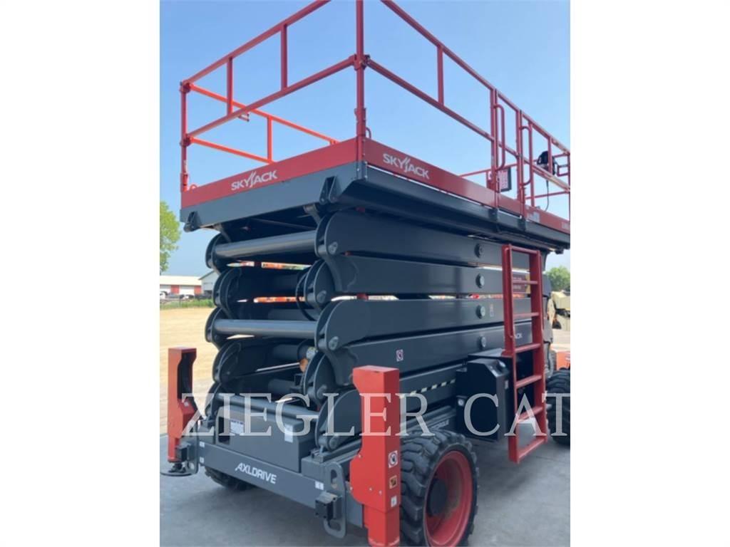 Skyjack SJ9664RT Schaarhoogwerkers