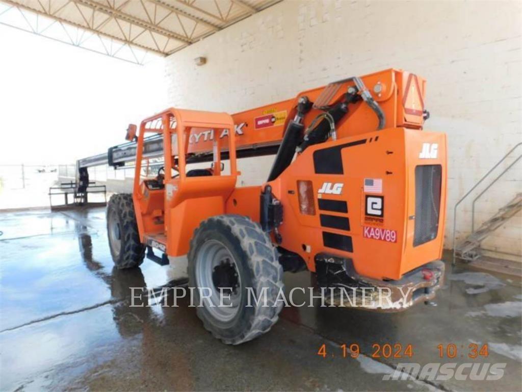 SkyTrak TL8042 Verreikers
