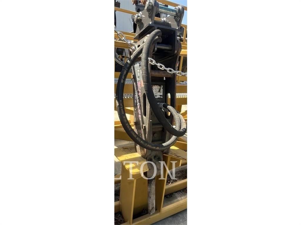  TNB-4M HYDRAULIC HAMMER Hamers en brekers