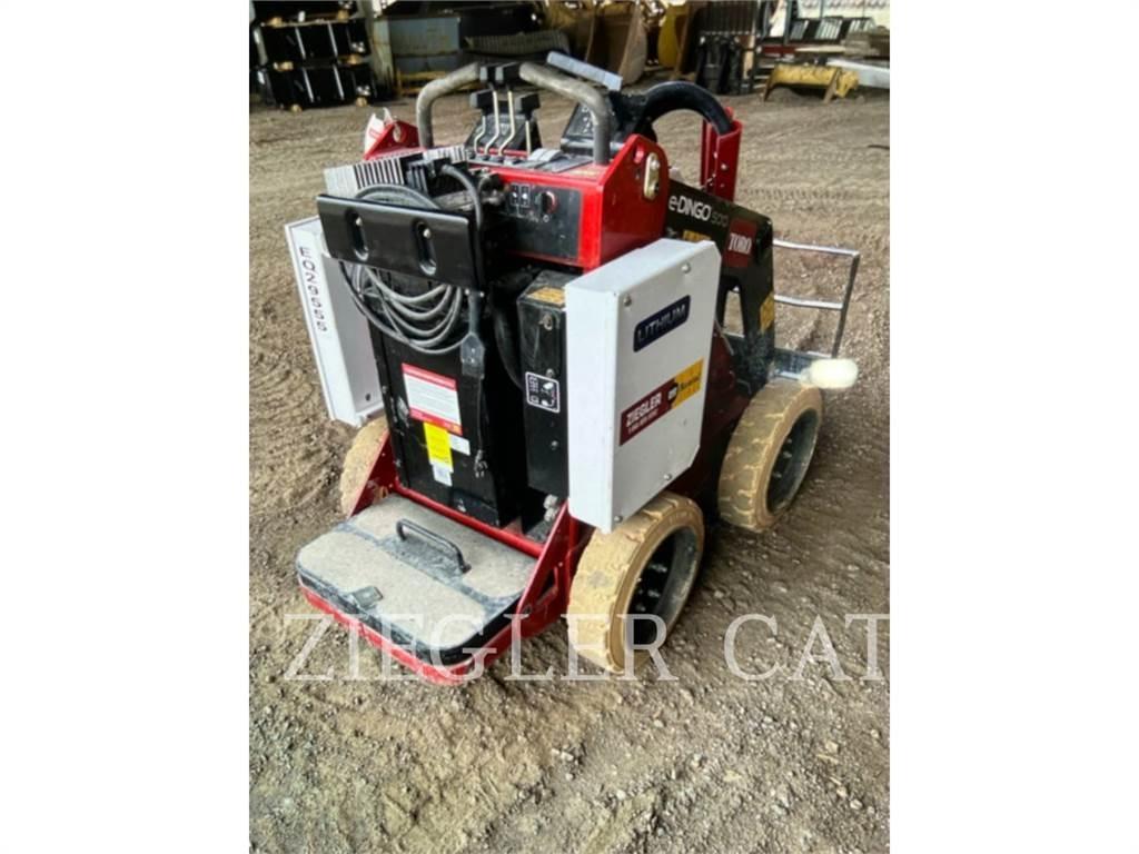 Toro E-DINGO 500 Schrankladers
