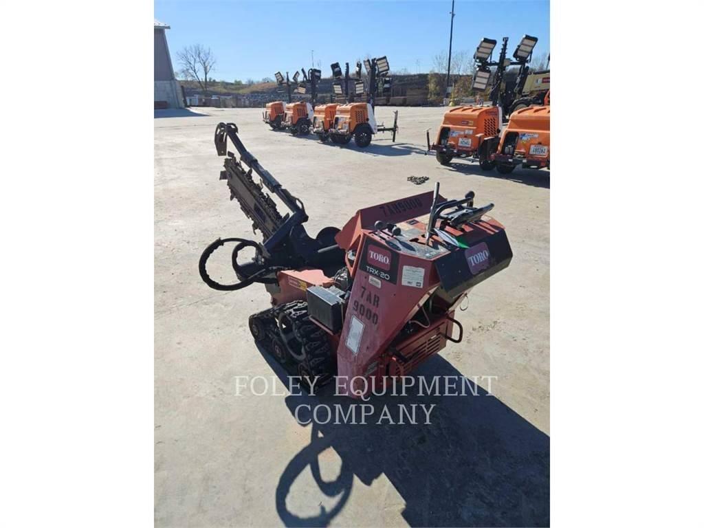 Toro TRX20 Sleuvengravers