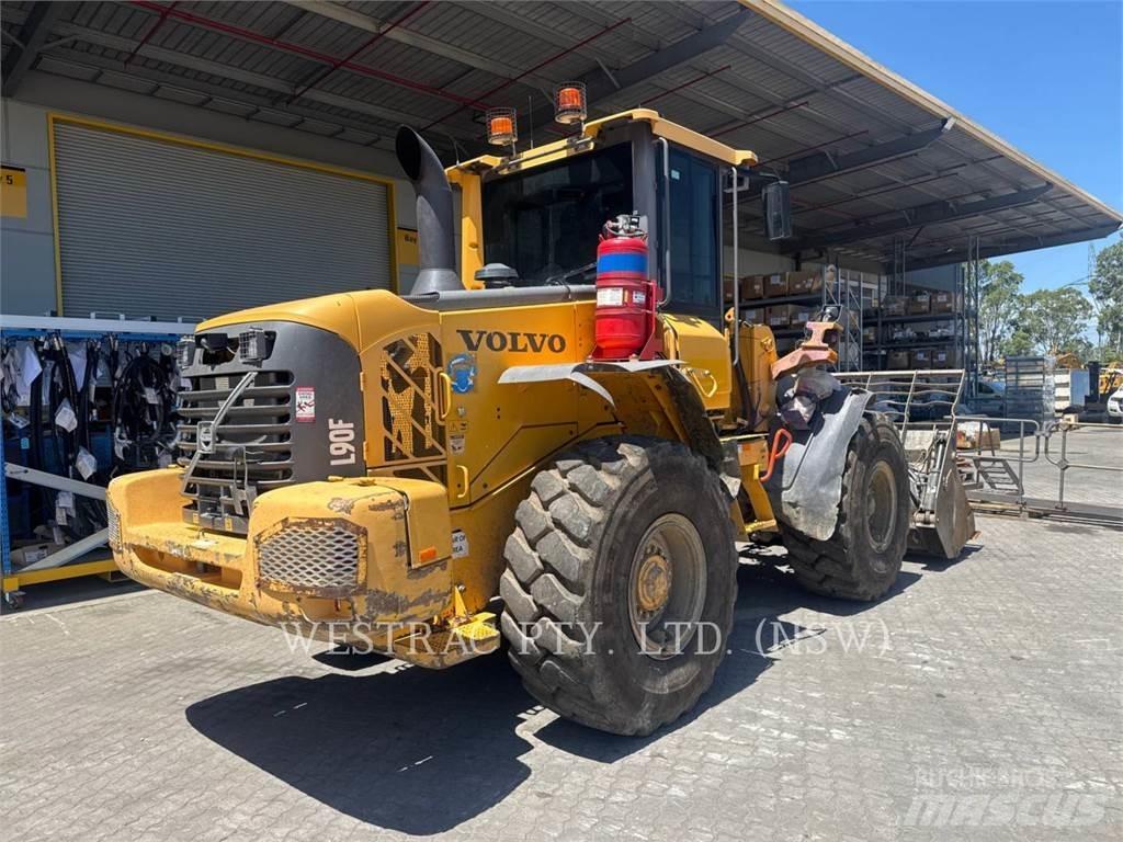 Volvo L90F Wielladers