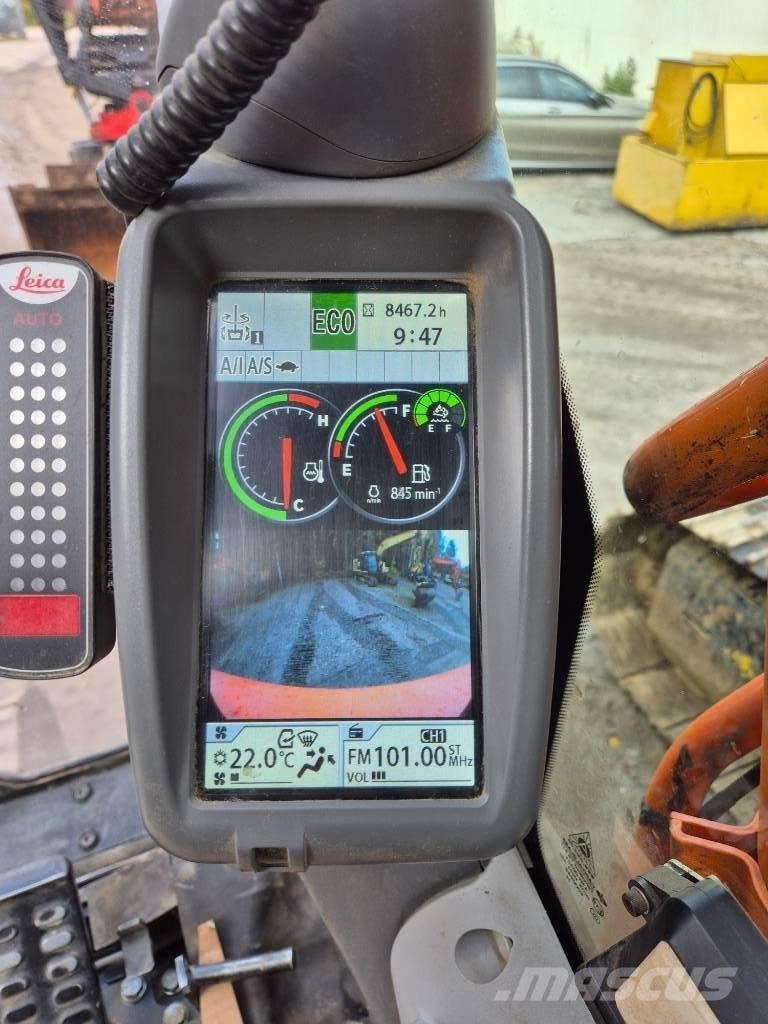 Hitachi ZX 300 LC-6 Rupsgraafmachines