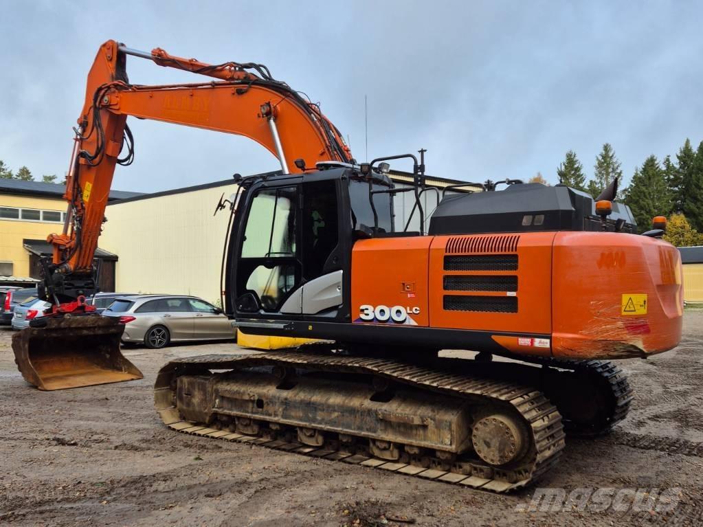 Hitachi ZX 300 LC-6 Rupsgraafmachines