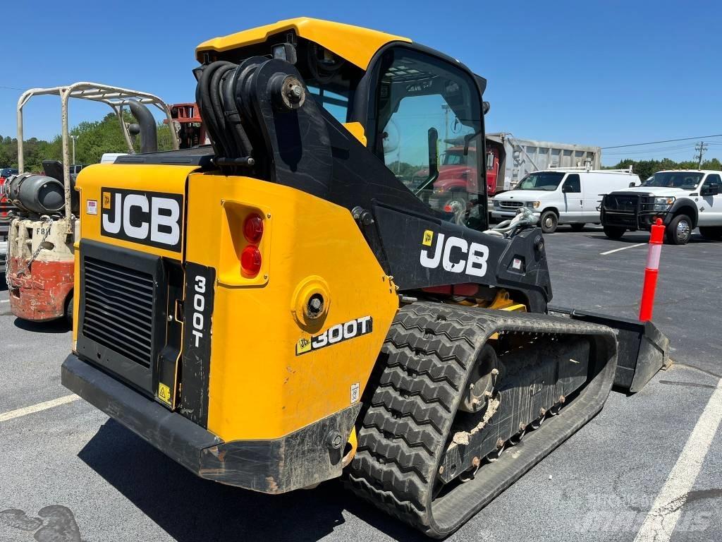 JCB 300 T Schrankladers