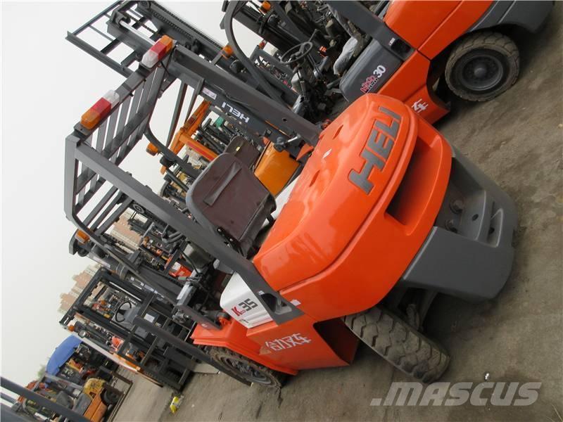 Heli FD30 Diesel heftrucks