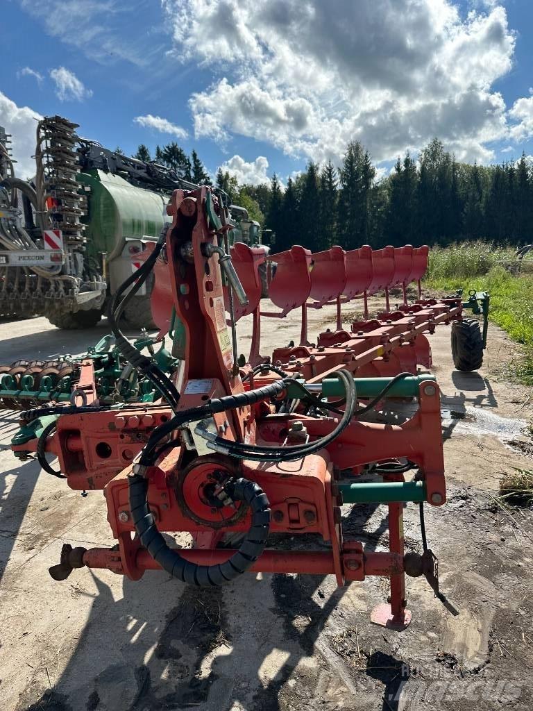 Kverneland Packomat Wentelploegen