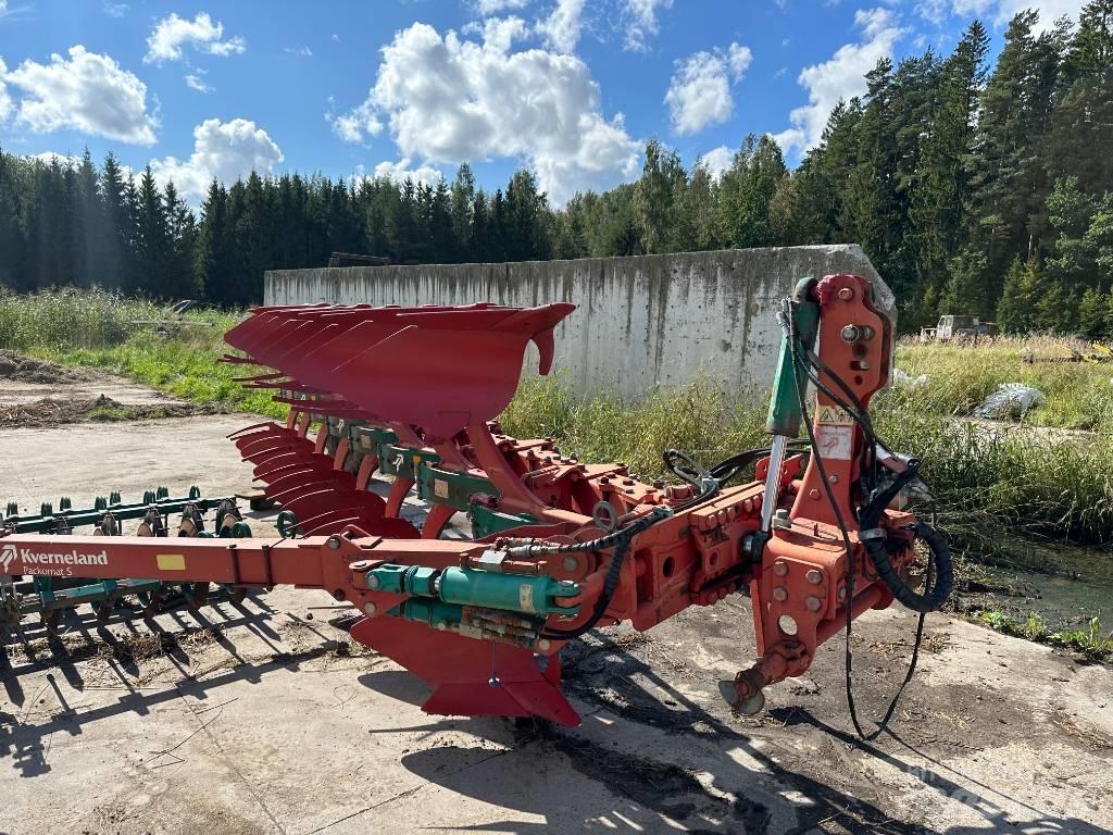 Kverneland Packomat Wentelploegen
