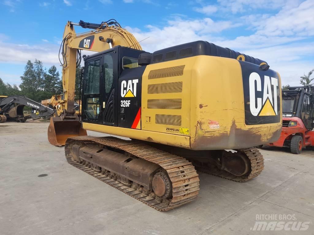 CAT 326 F Rupsgraafmachines