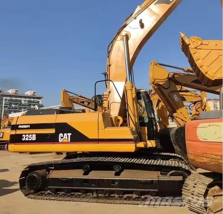 CAT 325 B Rupsgraafmachines