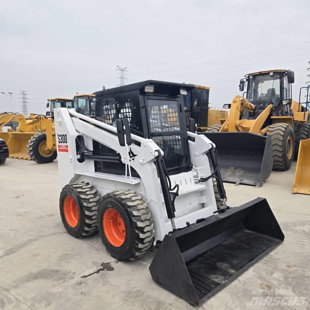 Bobcat S 300 Schrankladers