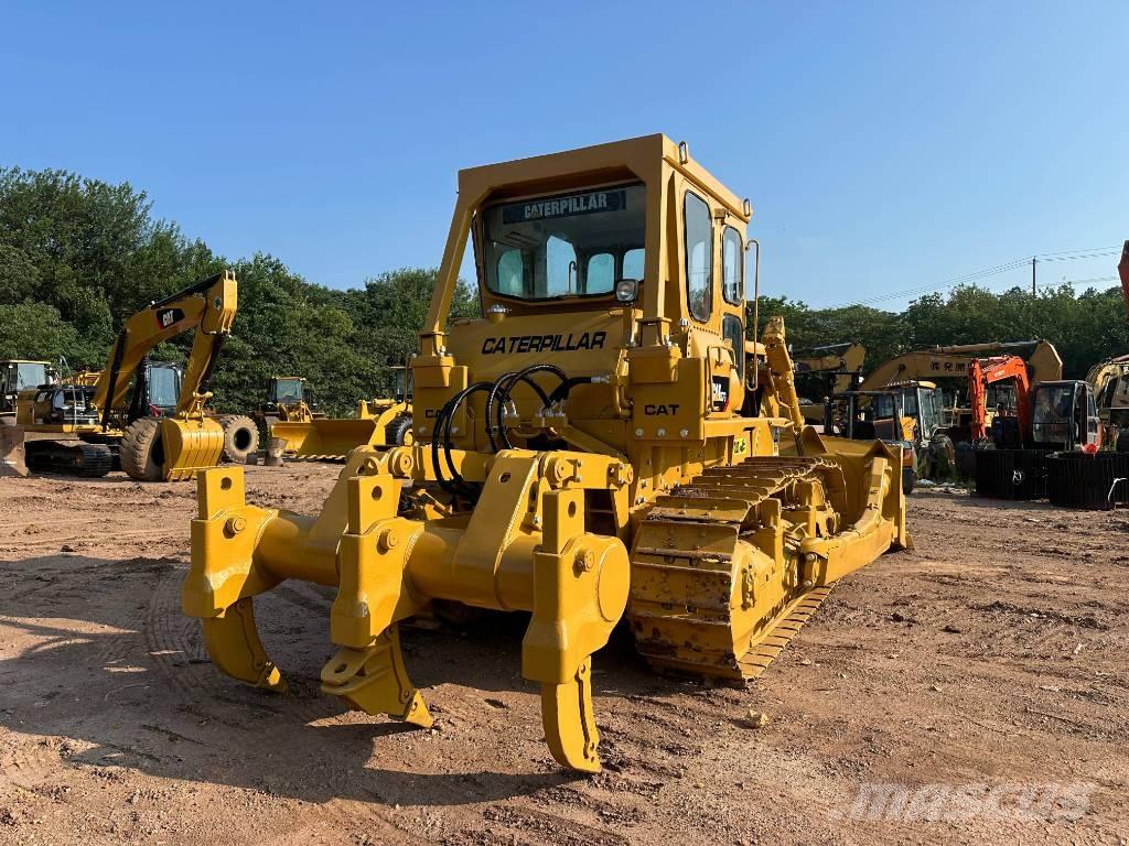 CAT D7G Rupsdozers