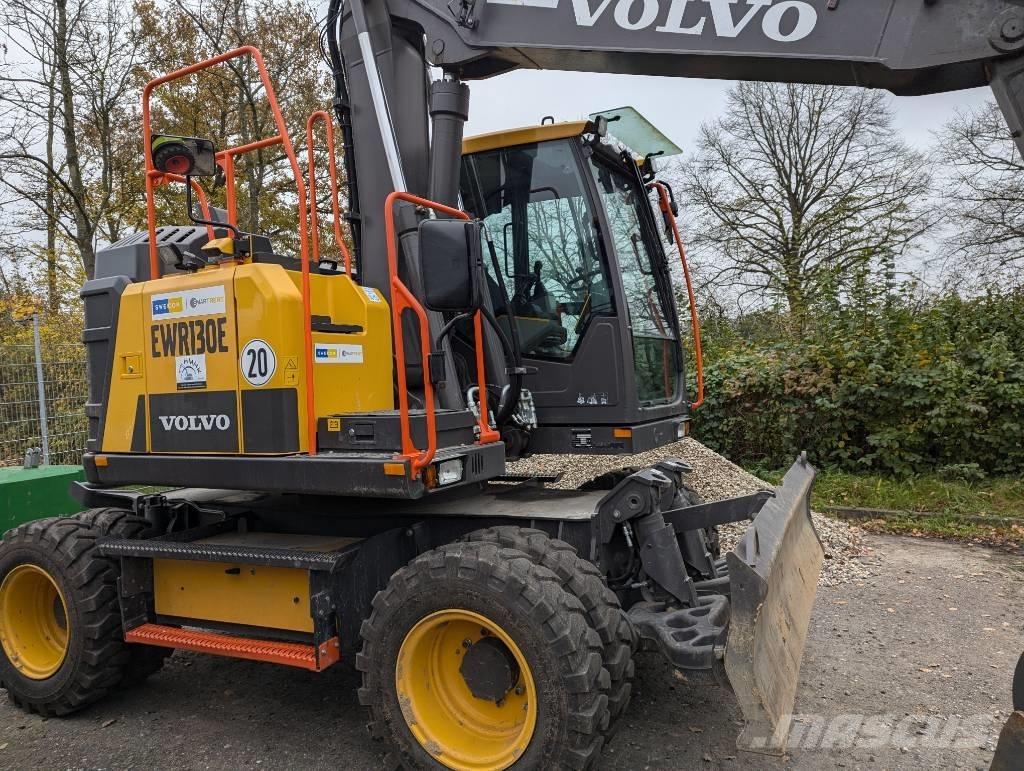 Volvo EWR 130 Wielgraafmachines